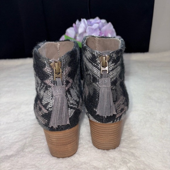 Toms Leila Suede Aztec Ankle Boot, Dark Gray - Picture 6 of 8